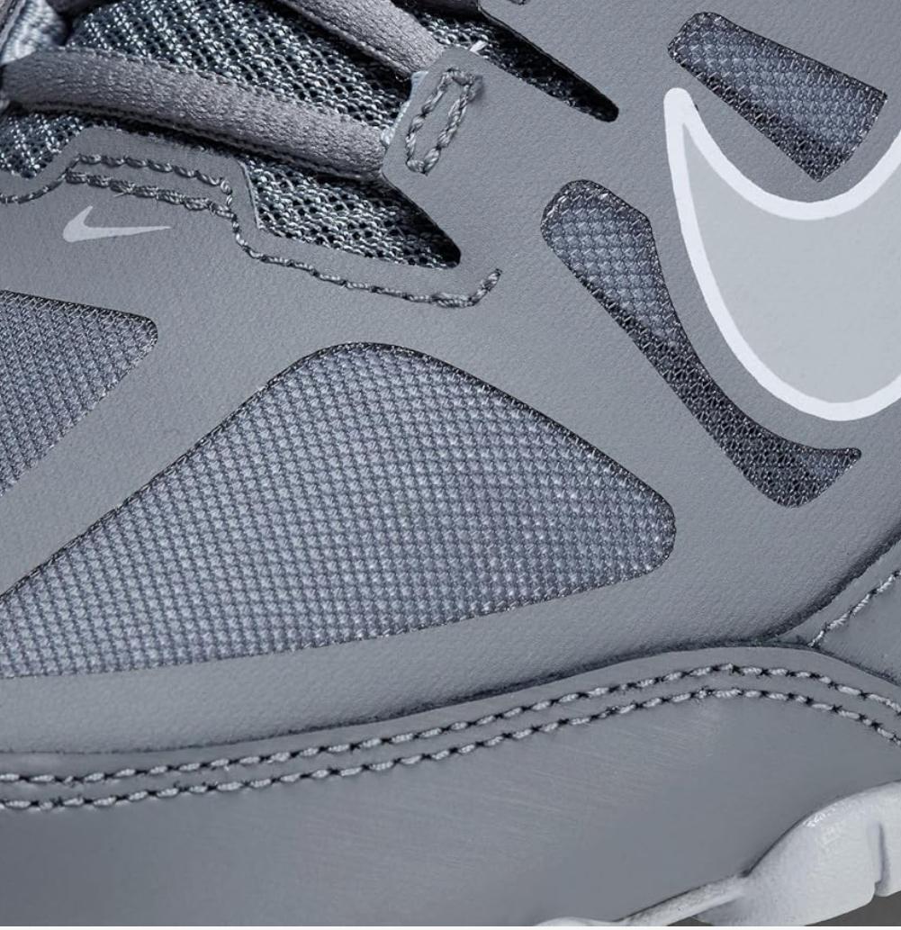 TENNIS NIKE REAX 8