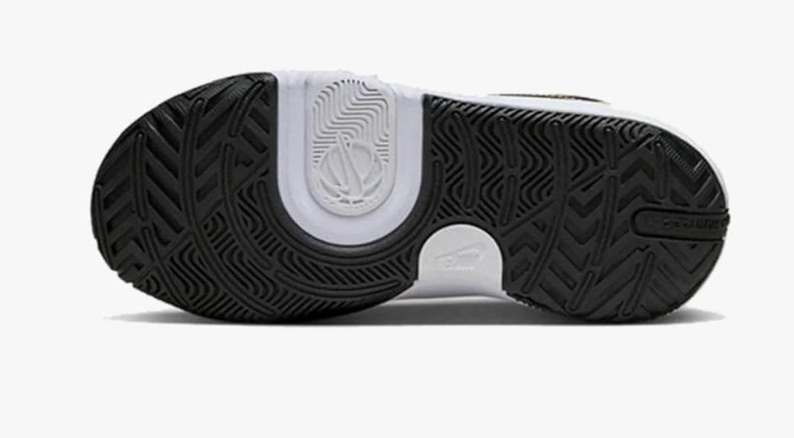 TENNIS NIKE TEAM HUSTLE D11