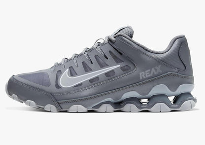 TENNIS NIKE REAX 8
