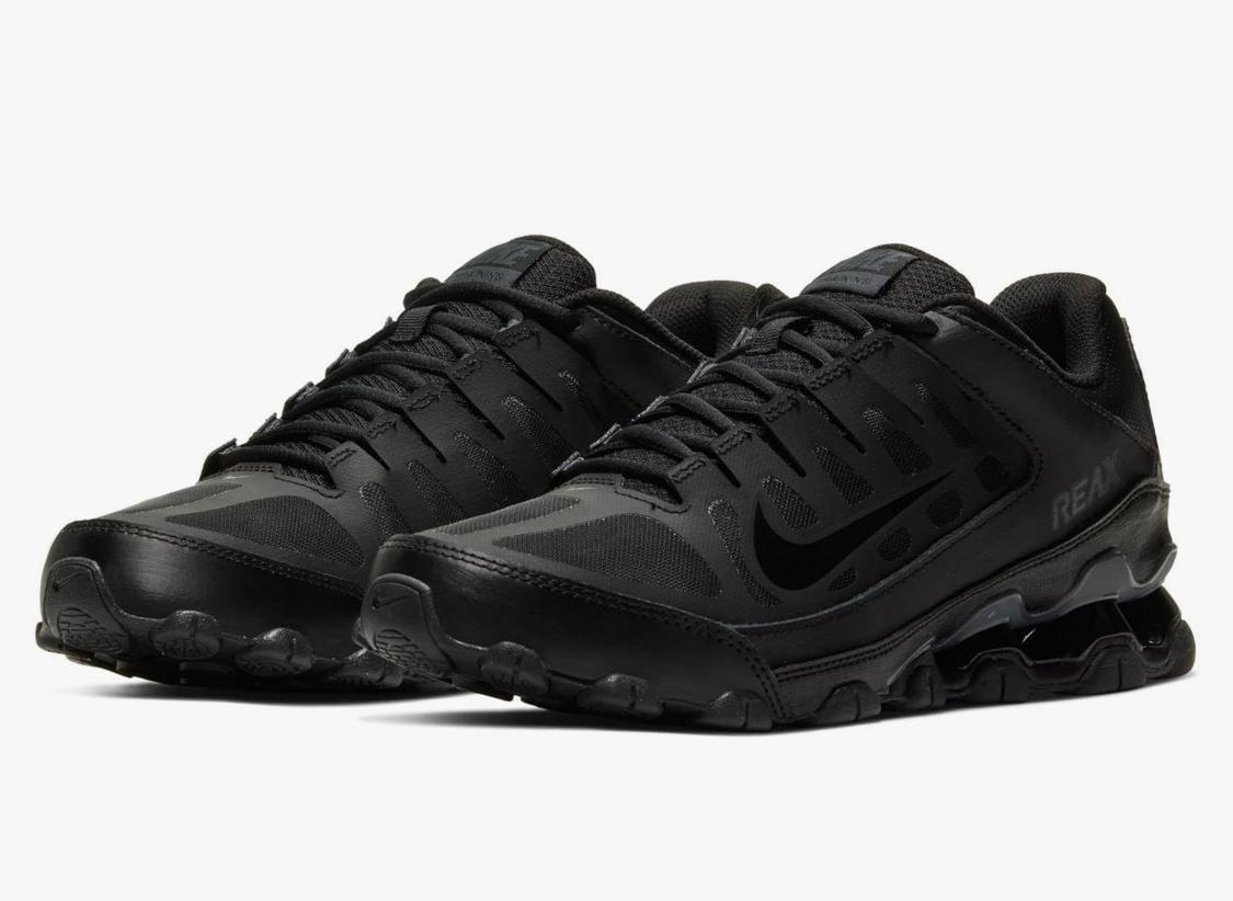 TENNIS NIKE REAX 8