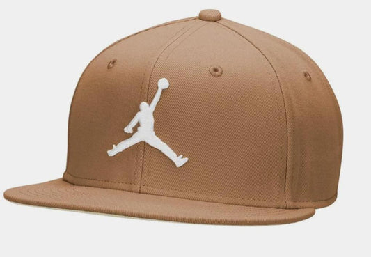 GORRA BEIGE JORDAN JUMPMAN