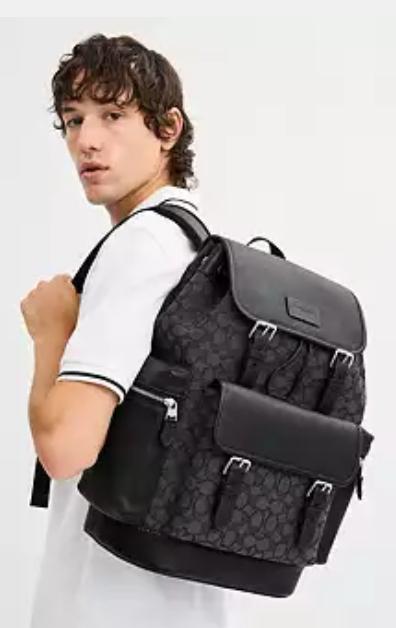 MORRAL COACH
